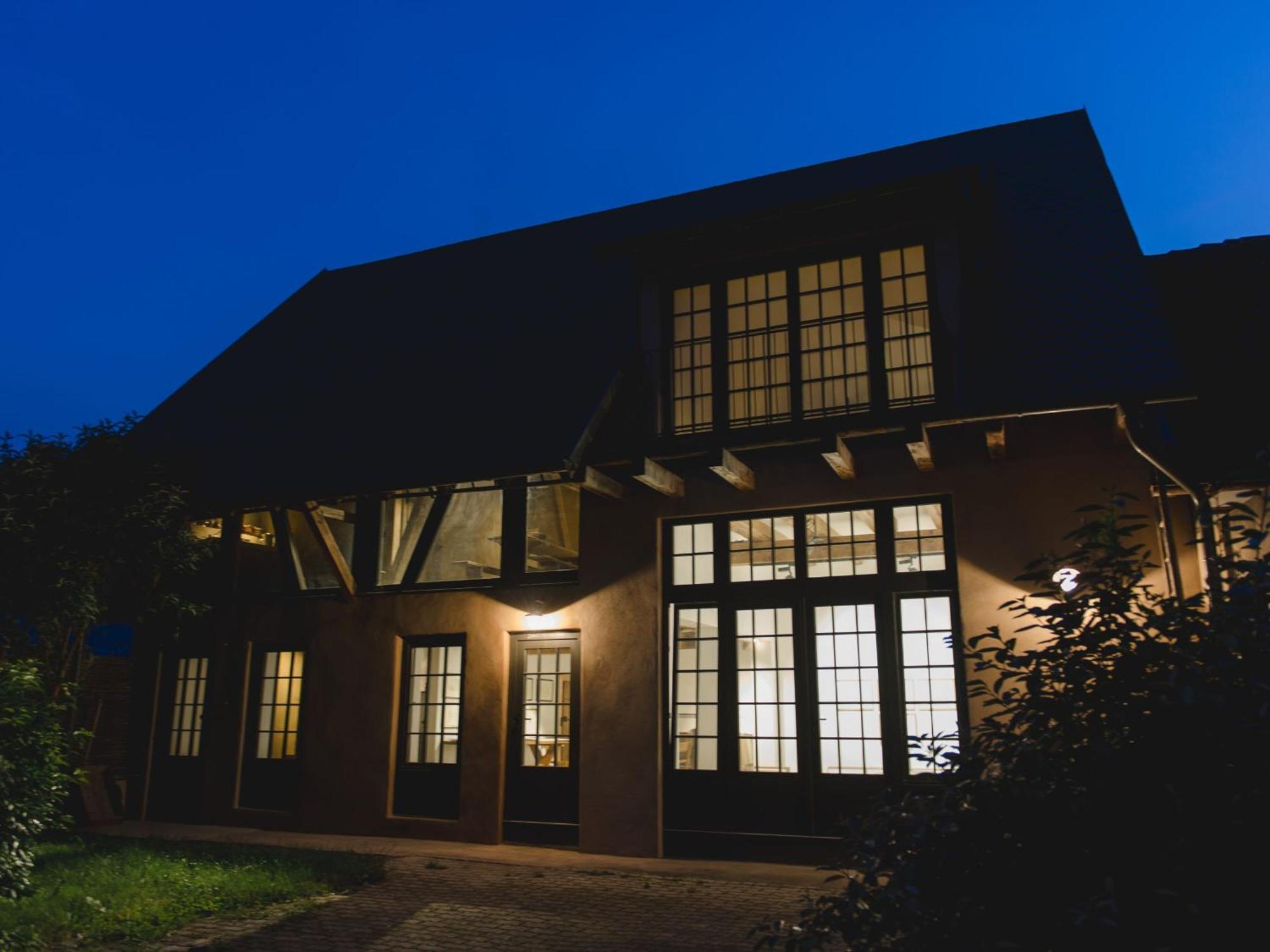 Ferienwohnung Loft Im Kuenstlerhaus Riegel Exterior foto